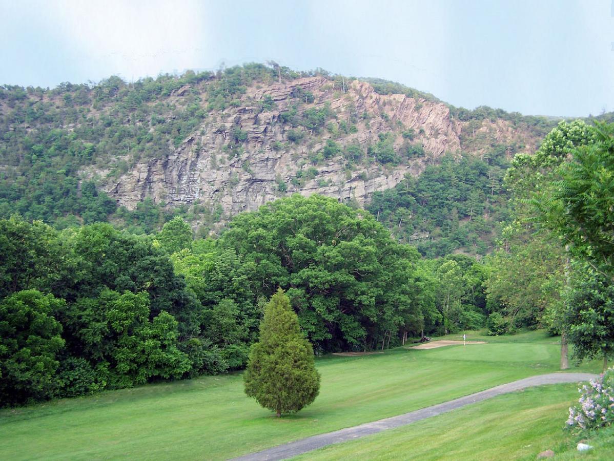 Cliff View Inn Covington Ngoại thất bức ảnh